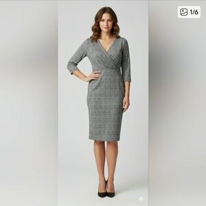 NWOT Beautiful Spring Fall Patterned Dress 👗